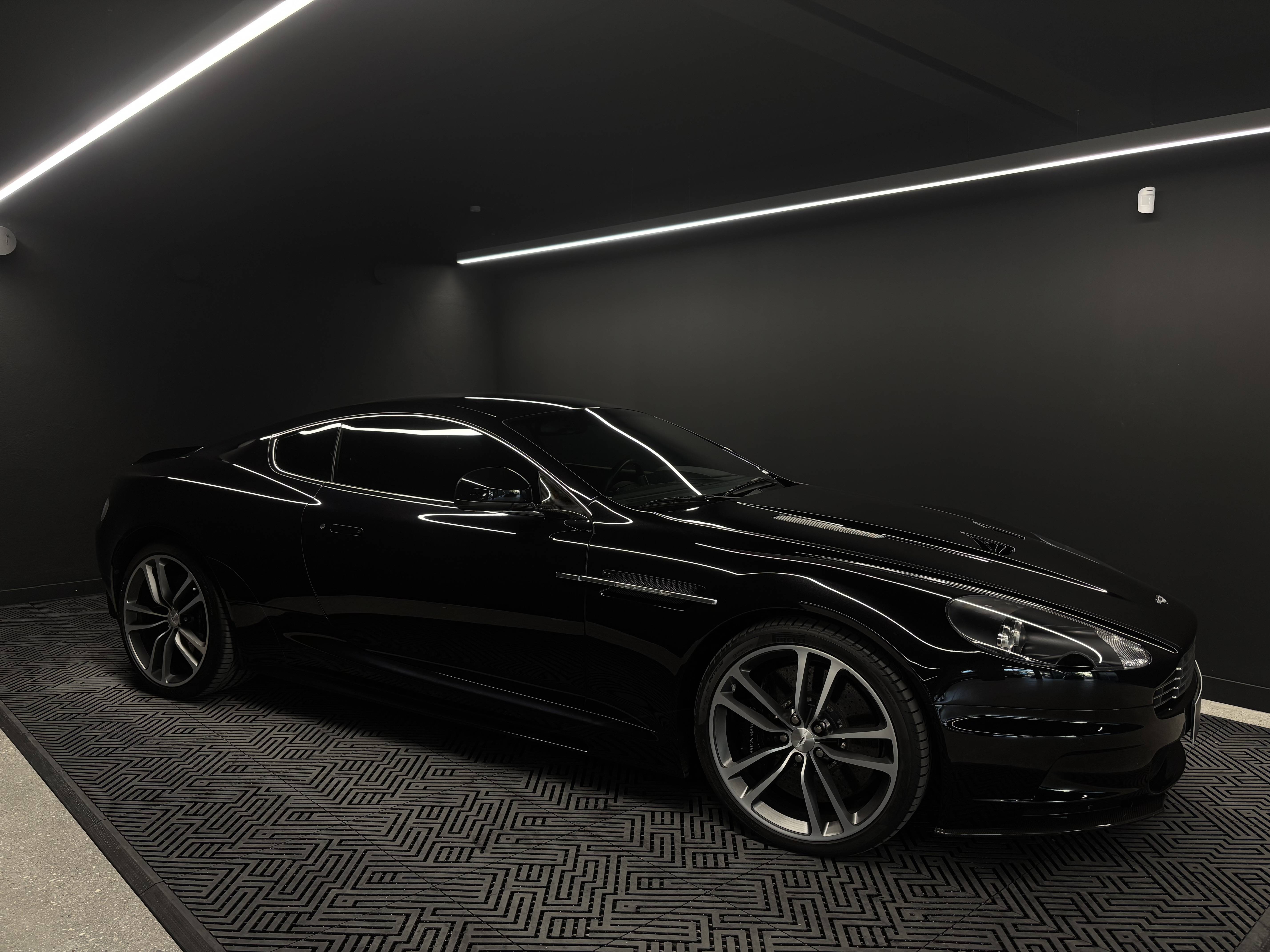 DBS DBS &mdash; 14