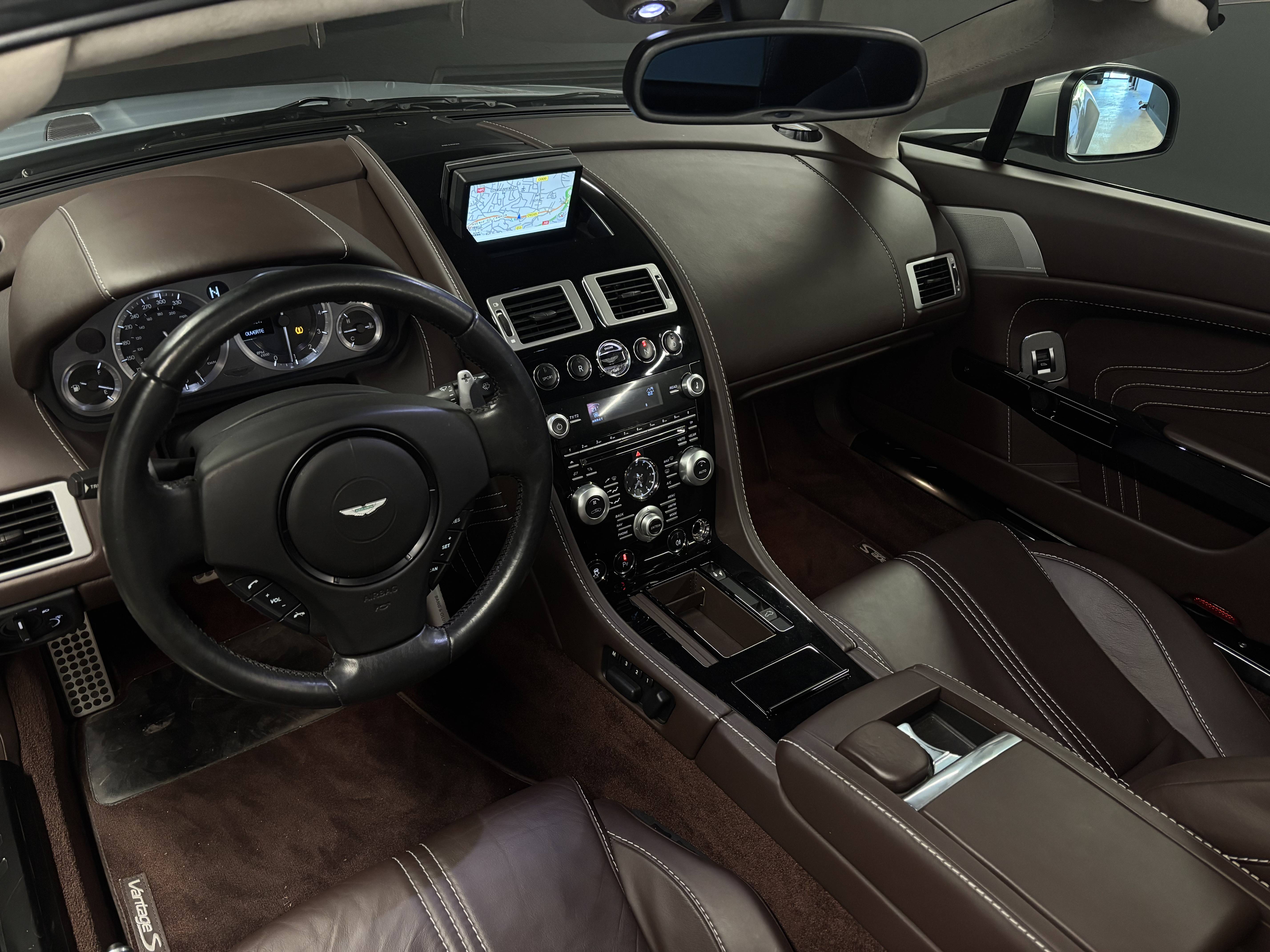 VANTAGE Vantage S Roadster V8 &mdash; 7