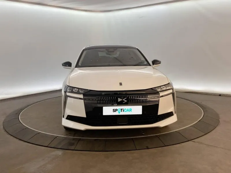DS Automobiles DS 4 N°4 E Tense DS Automobiles DS 4 N°4 E Tense d'occasion chez DS Store Cannes