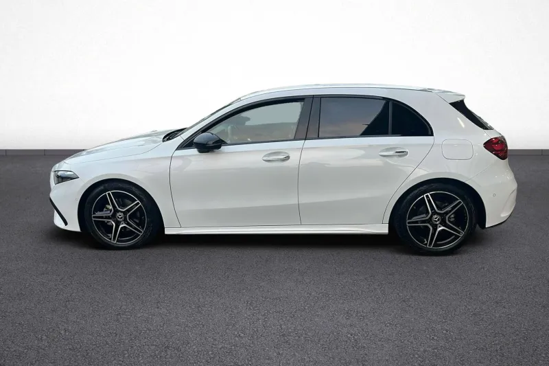 Image secondaire du véhicule 4