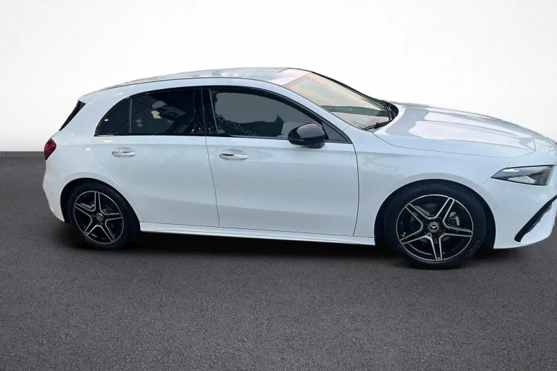 Image secondaire du véhicule 8