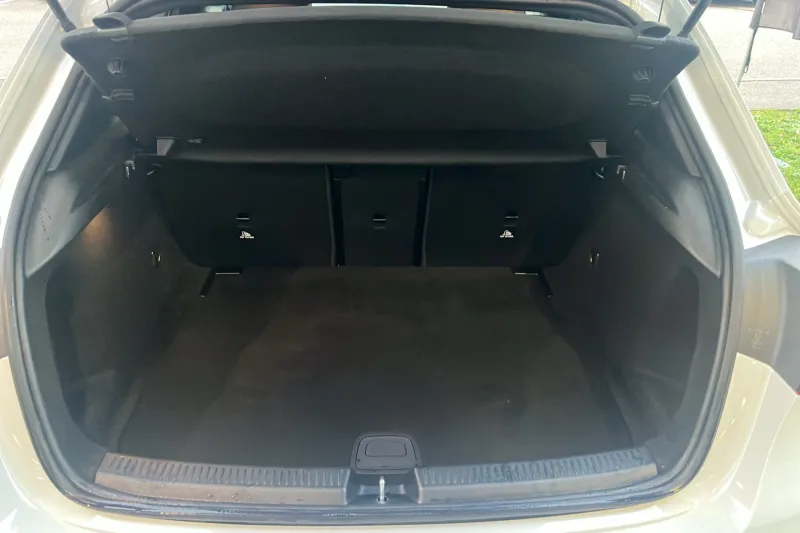 Image secondaire du véhicule 10