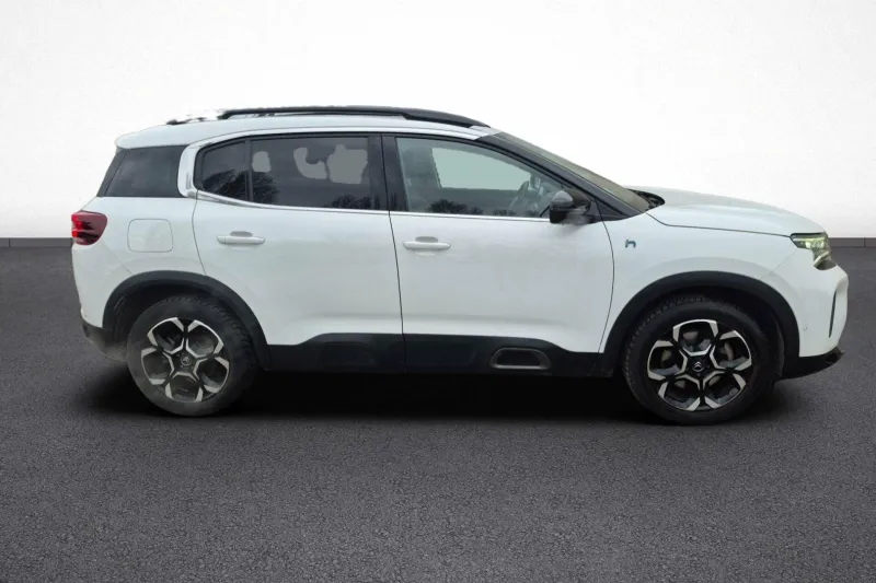 Image secondaire du véhicule 8