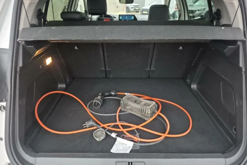 Image secondaire du véhicule 10