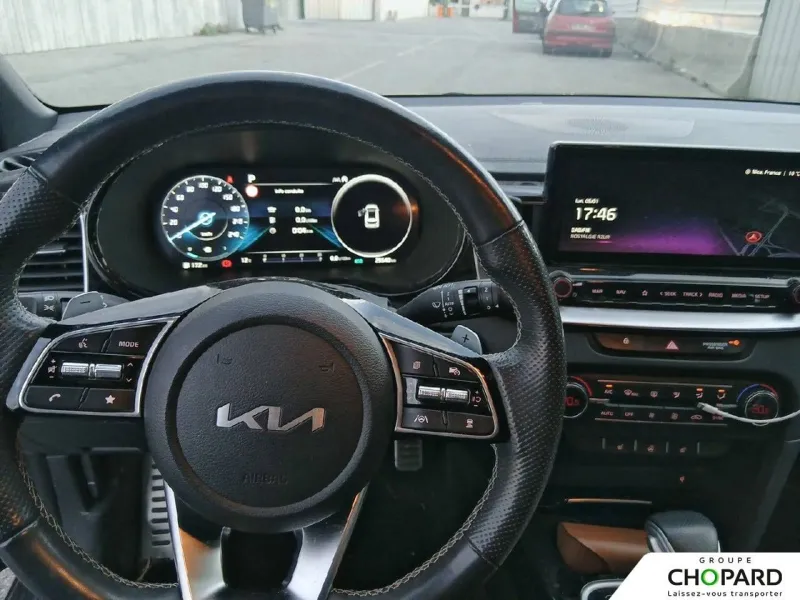 Image secondaire du véhicule 10