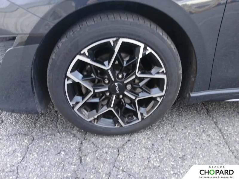 Image secondaire du véhicule 12