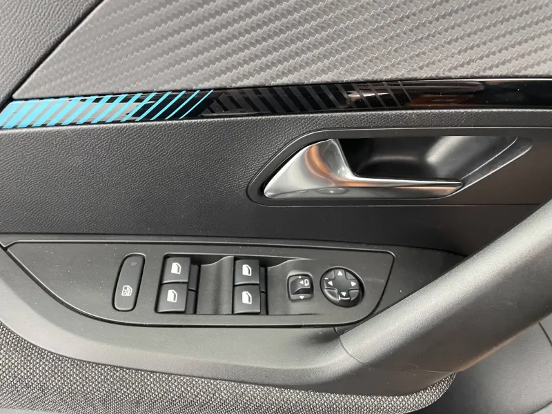 Image secondaire du véhicule 33