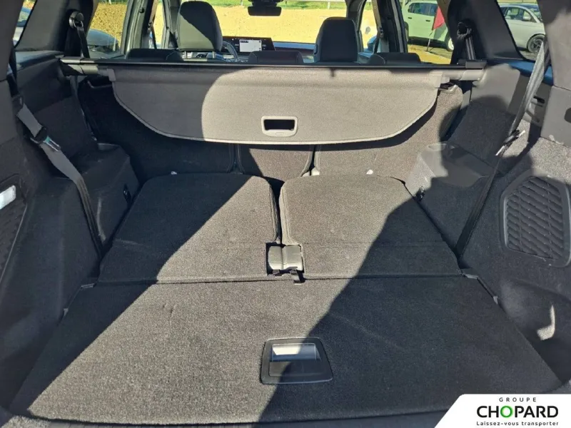 Image secondaire du véhicule 9