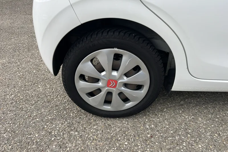 Image secondaire du véhicule 14