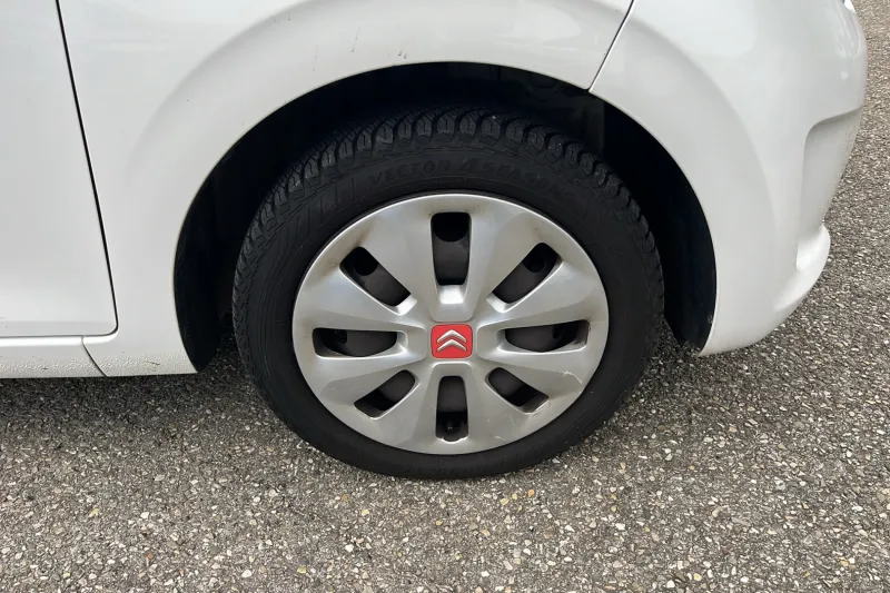 Image secondaire du véhicule 15