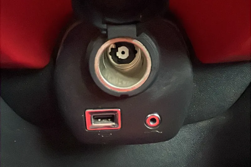 Image secondaire du véhicule 23