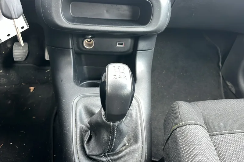 Image secondaire du véhicule 29