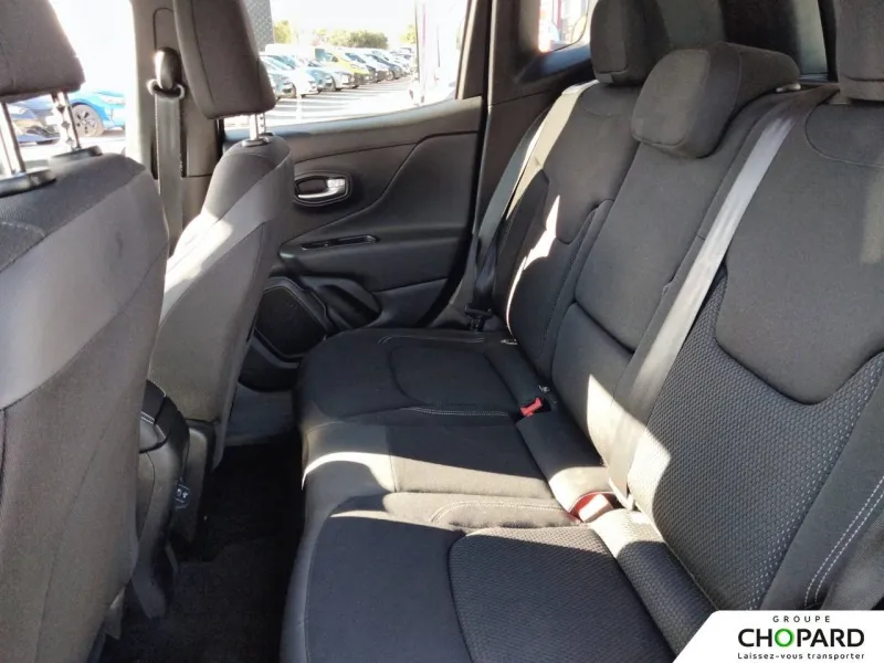 Image secondaire du véhicule 19