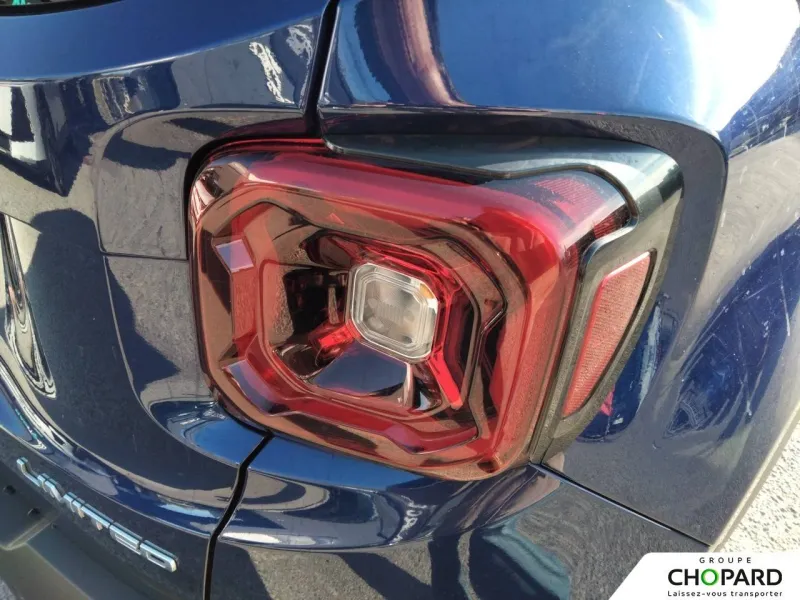 Image secondaire du véhicule 24