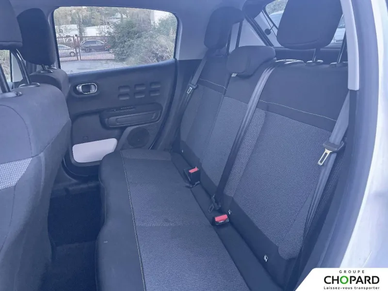 Image secondaire du véhicule 12