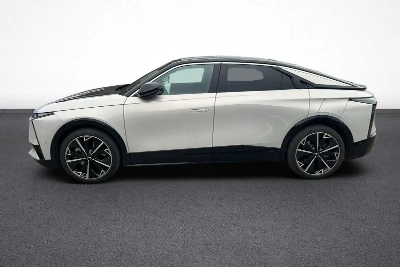 Image secondaire du véhicule 4