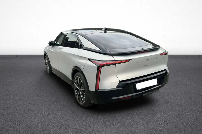 Image secondaire du véhicule 5