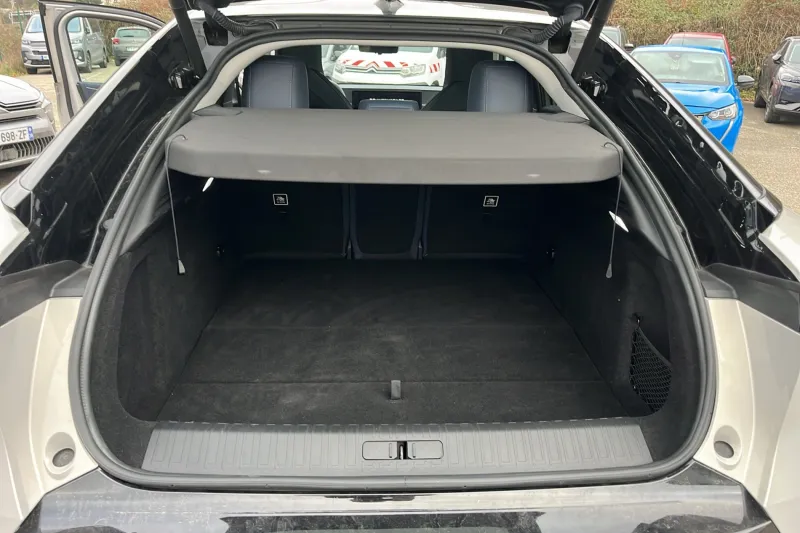 Image secondaire du véhicule 10