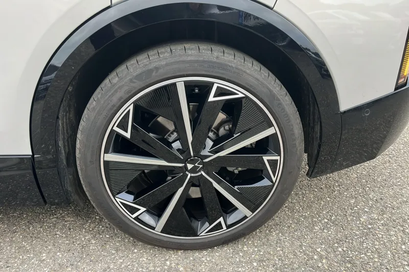 Image secondaire du véhicule 14