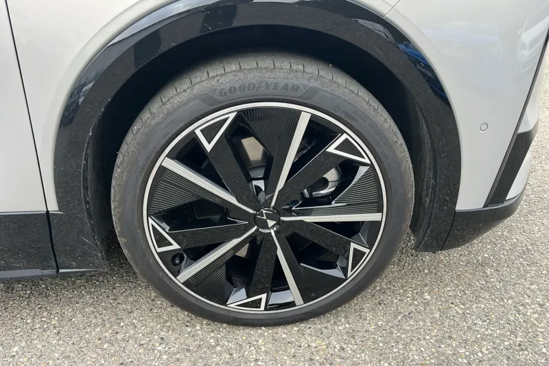 Image secondaire du véhicule 16