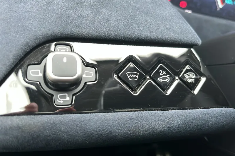 Image secondaire du véhicule 23