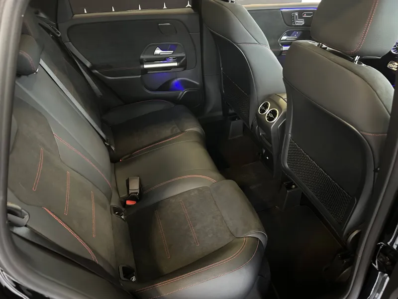 Image secondaire du véhicule 5