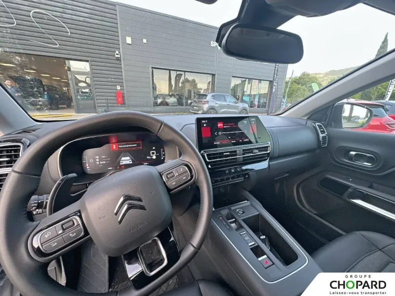 Image secondaire du véhicule 3