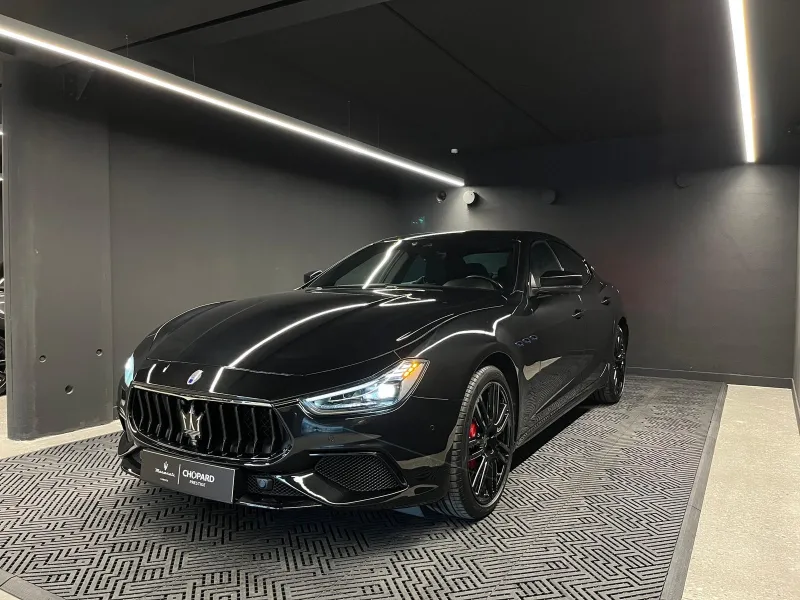 Maserati-Ghibli-GT330 HYBRID Maserati-Ghibli-d'occasion chez Maserati Cannes