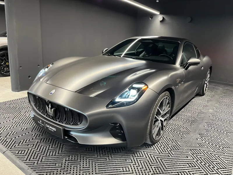 Maserati-GranTurismo-Folgore Maserati-GranTurismo-d'occasion chez Maserati Cannes