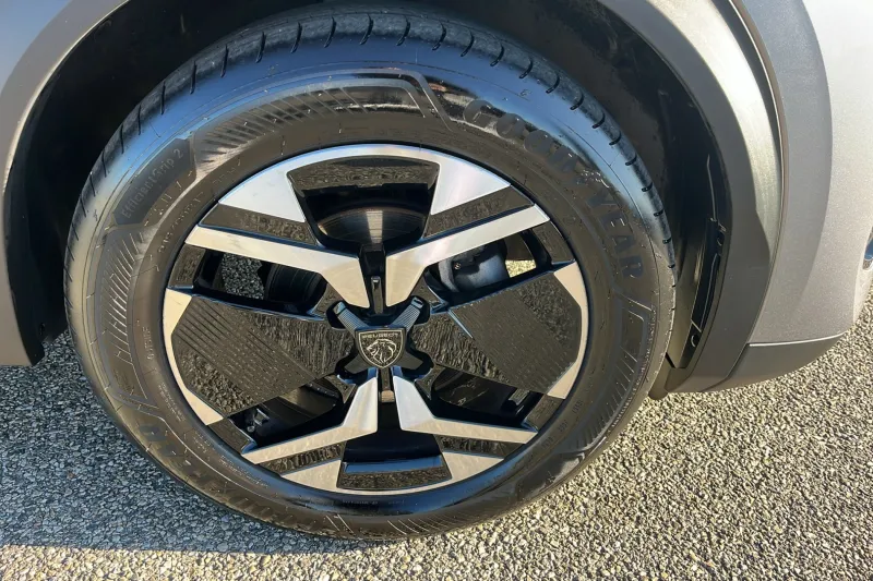 Image secondaire du véhicule 10