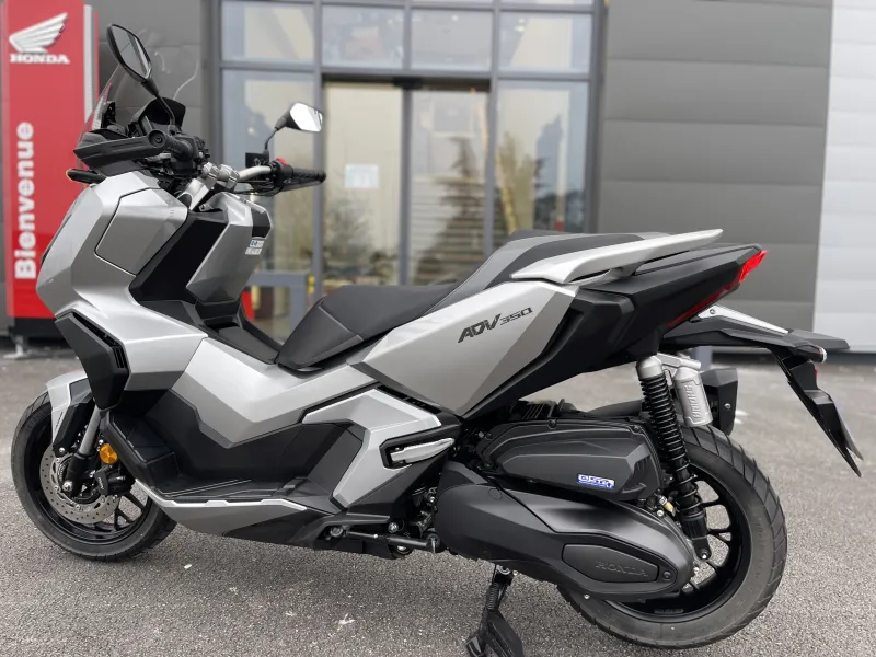 Image secondaire du véhicule 3