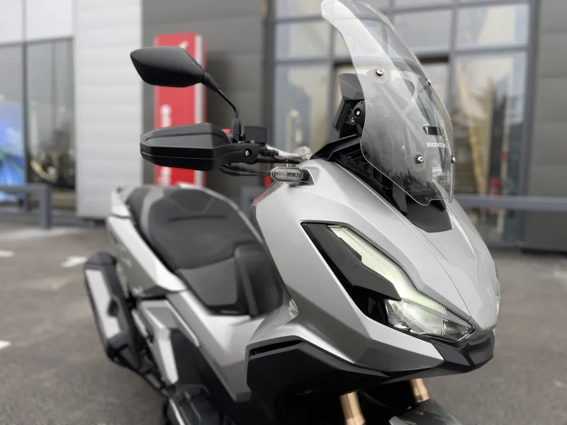 Image secondaire du véhicule 6