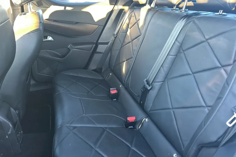 Image secondaire du véhicule 12