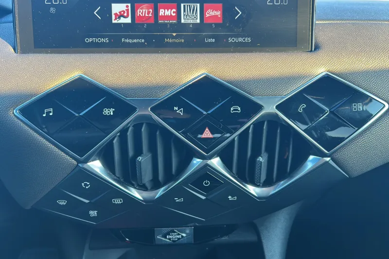 Image secondaire du véhicule 18