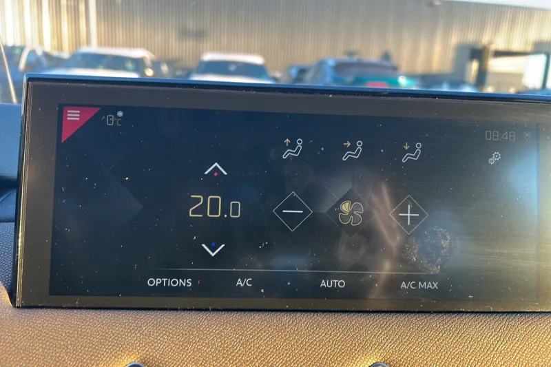 Image secondaire du véhicule 22