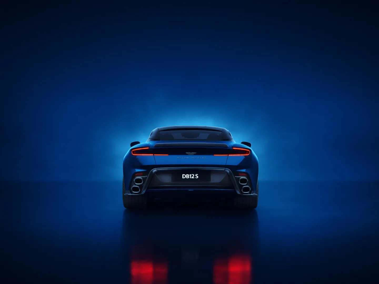 Aston Martin DB12 S : Face arrière
