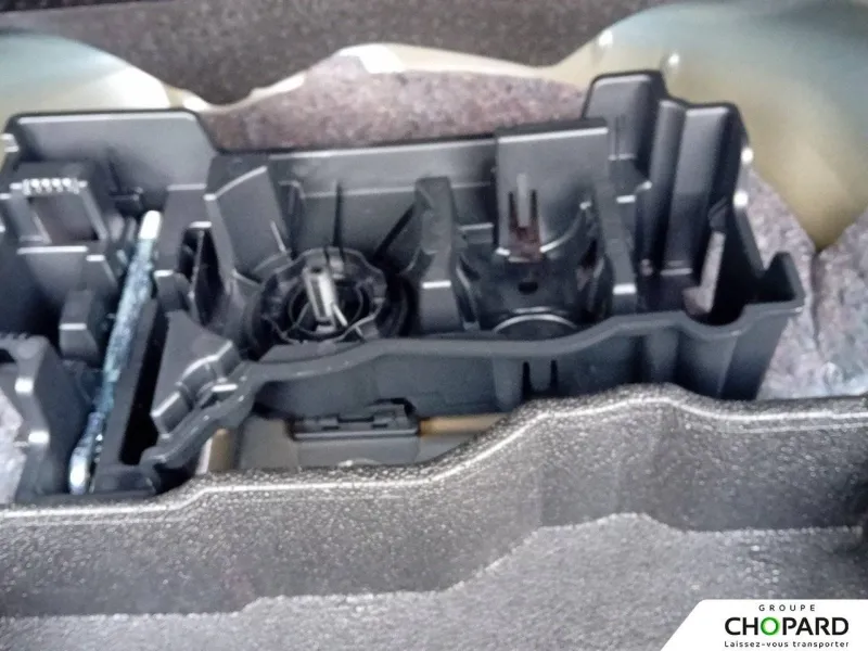 Image secondaire du véhicule 25