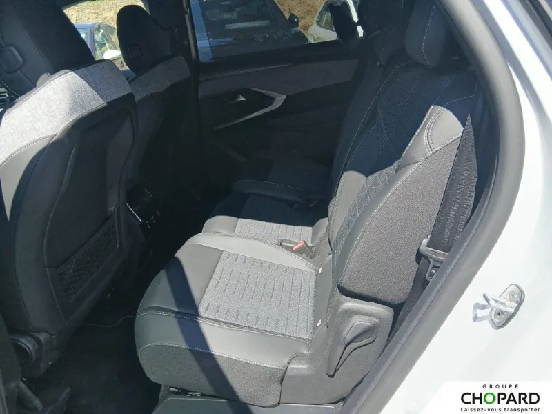 Image secondaire du véhicule 19