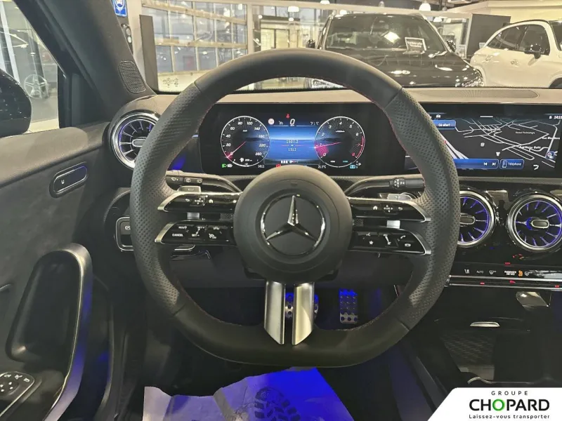 Image secondaire du véhicule 10