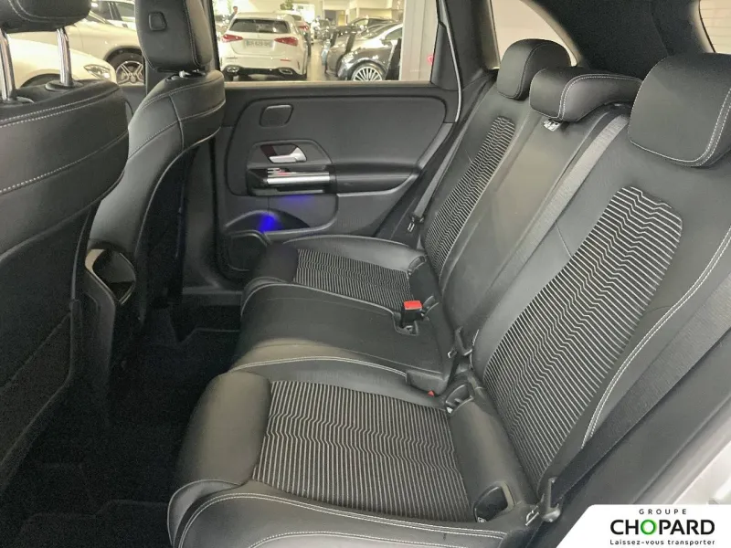 Image secondaire du véhicule 19