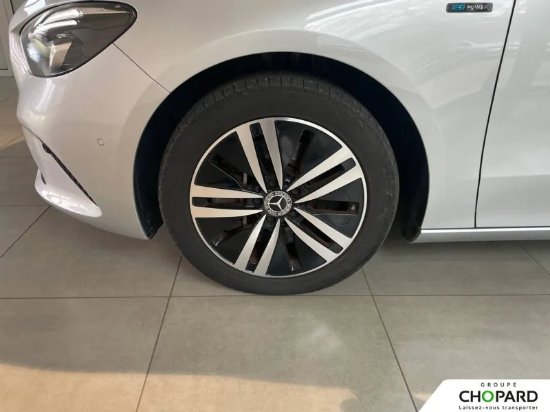 Image secondaire du véhicule 22