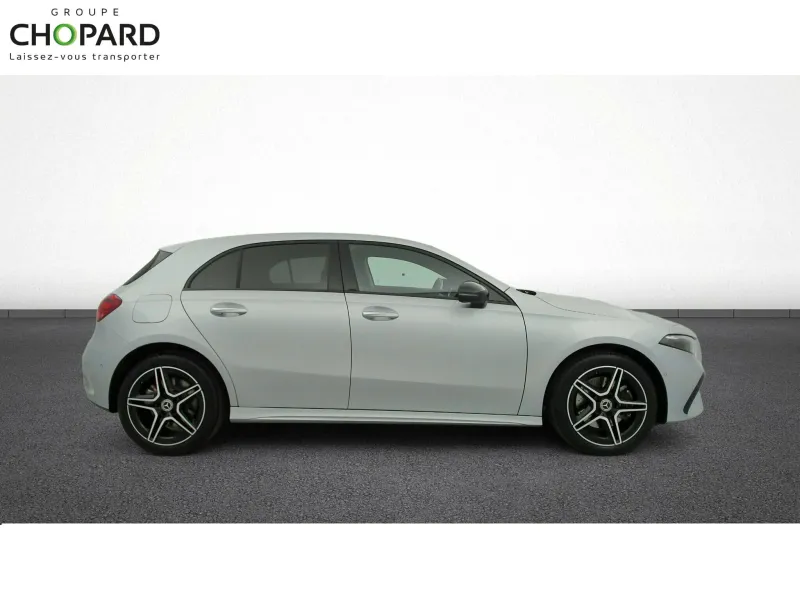 Image secondaire du véhicule 11