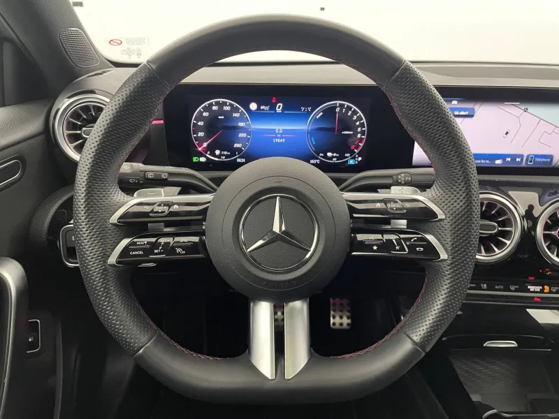 Image secondaire du véhicule 24