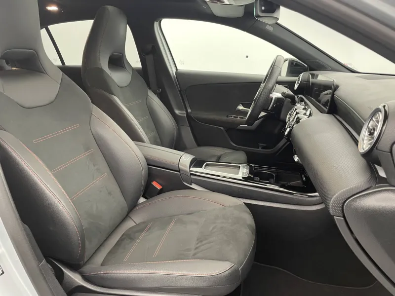 Image secondaire du véhicule 27