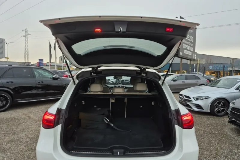 Image secondaire du véhicule 10