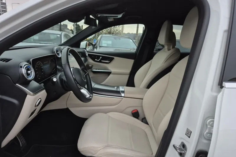 Image secondaire du véhicule 11