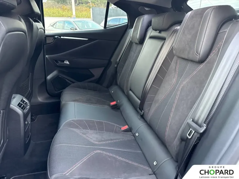 Image secondaire du véhicule 12