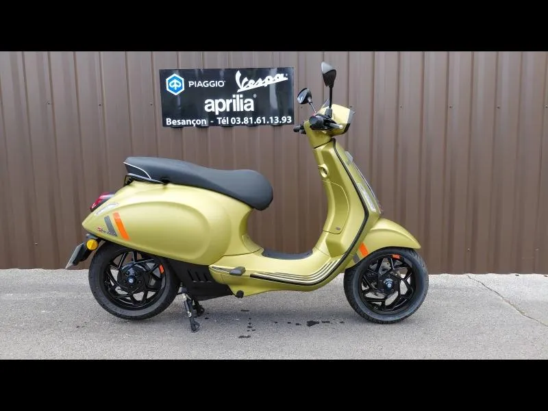 Vespa-Sprint S-electrica Vespa-Sprint S-d'occasion chez Vespa Besançon