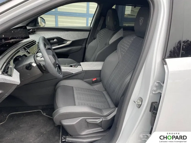 Image secondaire du véhicule 12