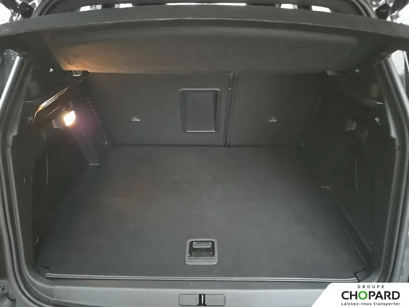 Image secondaire du véhicule 9